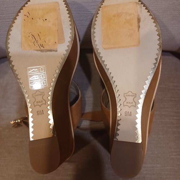 NEW TORY BURCH PLATFORM SUEDE WEDGE SHOES - Picture 4 of 4